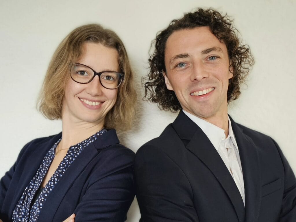 Theresa & Chris von Antrag auf Entlassung